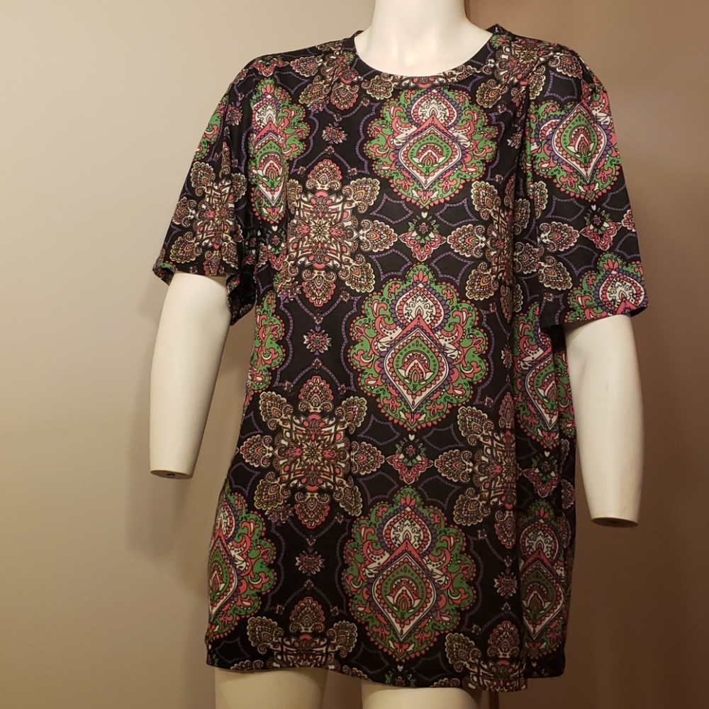 Crazy pattern t shirt
